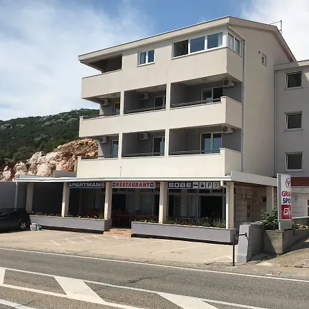 Πανσιόν Suzana