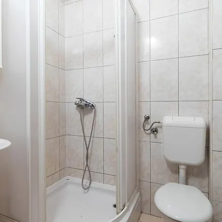 Suzana Guest house 3*