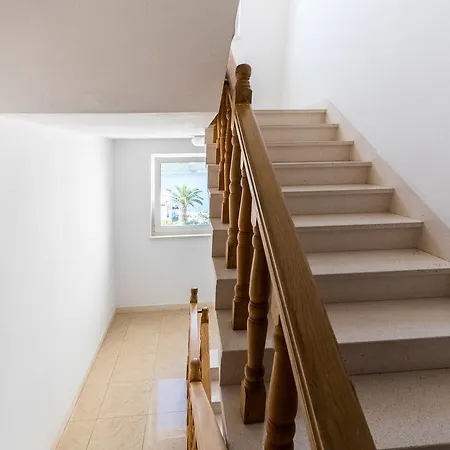 Suzana Πανσιόν Neum