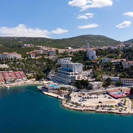 Guest house Suzana Neum
